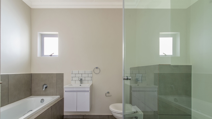 2 Bedroom Property for Sale in Langeberg Ridge Western Cape